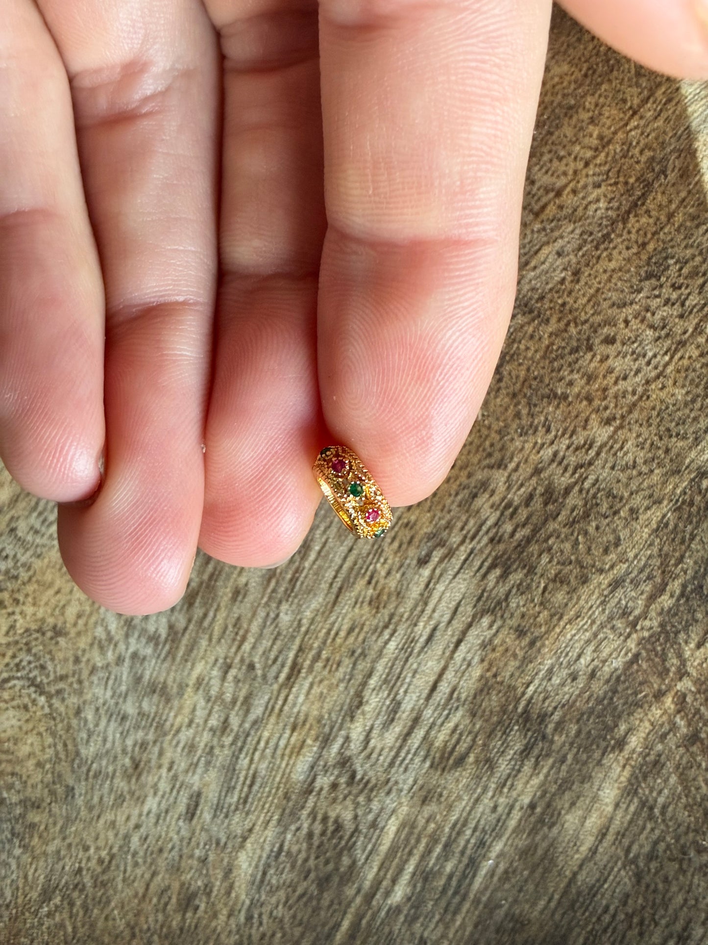 Pour chaîne à charms unique seulement